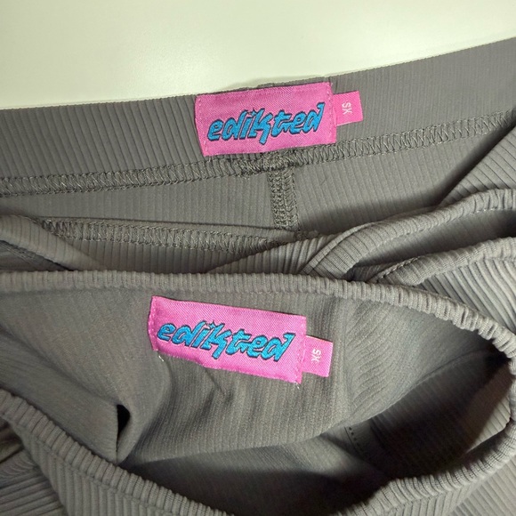 Edikted Charcoal Ribbed Set - Picture 4 of 4